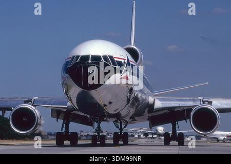 DELTA AIRLINES MCDONNELL-DOUGLAS (BOEING) MD-11 Banque D'Images