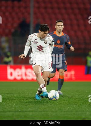 Monza, Italie. 04th Feb, 2026. Emirhan Ilkhan du Torino FC lors du quart de finale de la Coppa Italia, match de football entre le FC Inter et le Torino FC le 4 février 2026 au stade U-Power, Monza Italie. Crédit : Nderim Kaceli/Alamy Live News Banque D'Images