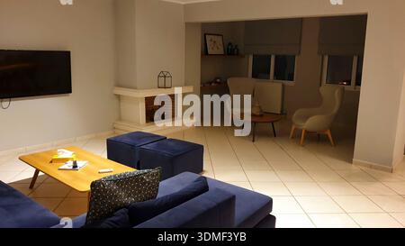 Athènes, Grèce - 23 septembre 2021 : salon dans un hôtel à Athènes, Grèce. Banque D'Images