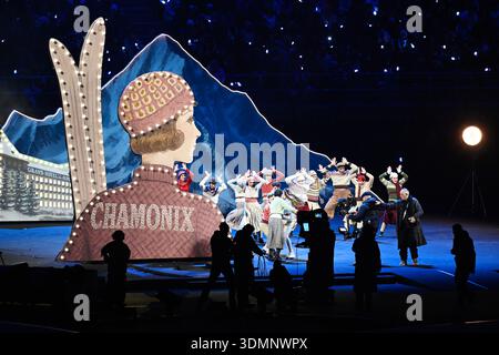 Milan, Italie. 06th Feb, 2026. MILAN, ITALIE 20260206La cérémonie d'ouverture olympique à San Siro à Milan pendant les Jeux Olympiques de Milan Cortina. *** L'image est incluse dans le FORFAIT SPORT. Pour les autres PAIEMENT IMAGE ** photo : Jessica Gow/TT/Code 10070 ce texte est traduit automatiquement crédit : TT News Agency/Alamy Live News Banque D'Images