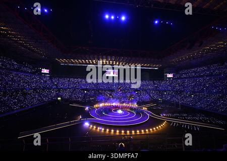 Milan, Italie. 06th Feb, 2026. Ambiance lors de la cérémonie d'ouverture des Jeux Olympiques d'hiver Milano Cortina 2026 au stade San Siro le 6 février 2026 à Milan, Italie. Photo par JMP/ABACAPRESS.COM crédit : Abaca Press/Alamy Live News Banque D'Images
