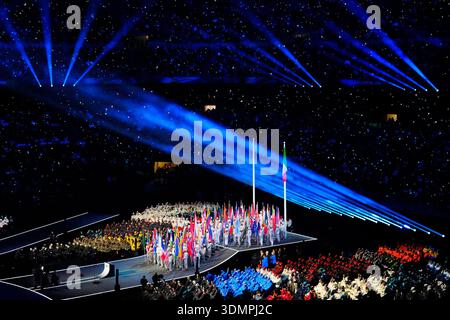 Milan, Italie. 06th Feb, 2026. Cérémonie d'ouverture des Jeux Olympiques d'hiver de Milan Cortina 2026 au stade Olympique de Milan San Siro à Milan, Italie, le vendredi 6 février 2026. L'événement, intitulé "Armonia" (harmonie), marque la première fois que deux chaudrons olympiques sont allumés simultanément, l'un à Milan à Arco della Pace et l'autre à Cortina d'Ampezzo à Piazza Dibona. Photo de Richard Ellis/UPI crédit : UPI/Alamy Live News Banque D'Images