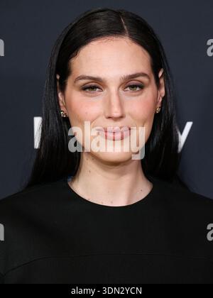 Beverly Hills, États-Unis. 08th Feb, 2026. BEVERLY HILLS, LOS ANGELES, CALIFORNIE, États-Unis - 07 FÉVRIER : Eva Victor arrive à la 78e cérémonie annuelle des Directors Guild of America (DGA) Awards qui se tient à l'hôtel Beverly Hilton le 7 février 2026 à Beverly Hills, Los Angeles, Californie, États-Unis. (Photo de Xavier Collin/image Press Agency) crédit : image Press Agency/Alamy Live News Banque D'Images
