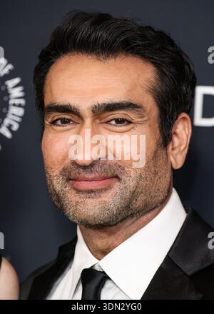 Beverly Hills, États-Unis. 08th Feb, 2026. BEVERLY HILLS, LOS ANGELES, CALIFORNIE, États-Unis - FÉVRIER 07 : Kumail Nanjiani arrive à la 78e cérémonie annuelle des Directors Guild of America (DGA) Awards qui s'est tenue à l'hôtel Beverly Hilton le 7 février 2026 à Beverly Hills, Los Angeles, Californie, États-Unis. (Photo de Xavier Collin/image Press Agency) crédit : image Press Agency/Alamy Live News Banque D'Images