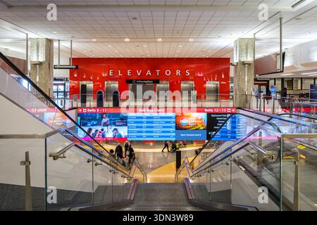 Tampa, États-Unis - 7 novembre 2025 : terminal de l'aéroport international de Tampa aux États-Unis. Banque D'Images