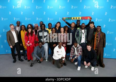 Berlin, Allemagne. 14 février 2026. L'équipe de 'Dao' pose lors de l'appel photo pour 'Dao' au 76ème Festival International du film de Berlin (Berlinale) à Berlin. Le festival se déroule du 12 au 22 février 2026. (Crédit image : © Rouzbeh Fouladi/ZUMA Press Wire) USAGE ÉDITORIAL SEULEMENT ! Non destiné à UN USAGE commercial ! Banque D'Images