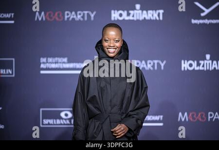 Berlin, Allemagne. 14 février 2026. Florence Kasumba vient à l'événement 'Medienboard'. Le 76ème Festival International du film de Berlin aura lieu du 12 au 22 février 2026. Crédit : Britta Pedersen/dpa/Alamy Live News Banque D'Images