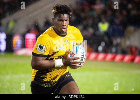12-02-2026, York Community Stadium , York York York Knights vs Hull KR Justin Sangare de York Knights Warming Up Banque D'Images