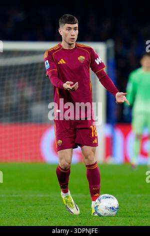 Naples, Italie. 15 février 2026. Matias Soule de L'AS Roma lors de la série Serie A Enilive match entre la SSC Napoli et L'AS Roma au Stadio Diego Armando Maradona le 15 février 2026 à Naples, Italie crédit : Giuseppe Maffia/Alamy Live News Banque D'Images