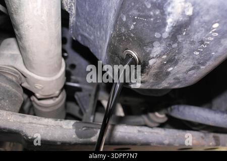 Récupérateur d'huile moteur – Récipient de vidange d'huile, outil de changement d'huile facile | Récepteur d'huile moteur de voiture de 15 l pour huile de frein, entretien de voiture, huile moteur Récupérateur d'huile moteur – Récipient de vidange d'huile, outil de changement d'huile facile | Récepteur d'huile moteur de voiture de 15 l pour huile de frein, entretien de voiture, huile moteur