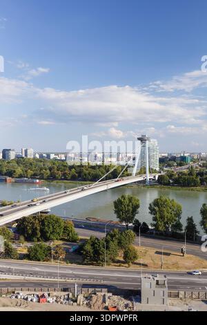 Pont SNP, Bratislava, Slovaquie Banque D'Images