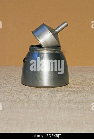 Pièces de moka italien pour café expresso Banque D'Images