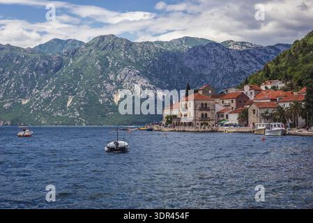 Perast, Monténégro - 26 mai 2017 : vue aérienne avec la vieille ville de Perast, baie de Kotor Banque D'Images