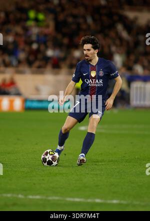Monaco, Monaco. 17 février 2026. Vitinha du FC Paris Saint-Germain lors de l'UEFA Champions League, saison 2025/2026, match de football entre L'AS Monaco et le FC Paris Saint-Germain le 17 février 2026 au stade Louis II, Monaco. Crédit : Nderim Kaceli/Alamy Live News Banque D'Images