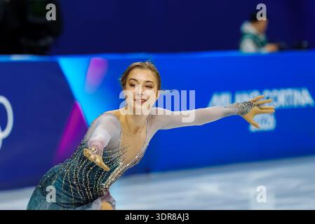 Milan, Lombardie, Italie. 17 février 2026. Olga Mikutina (10 ans), autrichienne, se produit pendant le programme patinage artistique femmes : patinage simple : court à la patinoire de compétition MSK de MILAN, en Italie, pendant les Jeux olympiques d'hiver de MILAN Cortina en 2026. Olga Mikutina se classe 17e et se qualifie pour la finale. (Crédit image : © Walter G. Arce/ZUMA Press Wire) USAGE ÉDITORIAL SEULEMENT ! Non destiné à UN USAGE commercial ! Banque D'Images