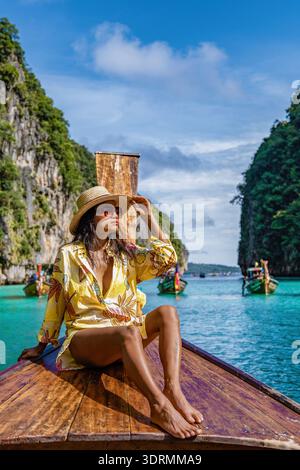 Maya Bay Koh Phi Phi Thailand, Turquoise Clear Water Thailand Koh Pi, vue panoramique aérienne de l'île de Koh Phi Phi en Thaïlande Banque D'Images