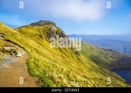 PYG Track sur le lac Llyn Llydaw, Pen-y-Pass, col de montagne, Snowdonia, Gwynedd, nord-ouest du pays de Galles, Royaume-Uni Banque D'Images