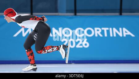 Milan, Italie. 20 février 2026. Valerie Maltais, du Canada, participe à l'épreuve du 1500m féminin de patinage de vitesse aux Jeux olympiques d'hiver de Milan-Cortina 2026 à Milan, en Italie, le 20 février 2026. Crédit : du Xiaoyi/Xinhua/Alamy Live News Banque D'Images