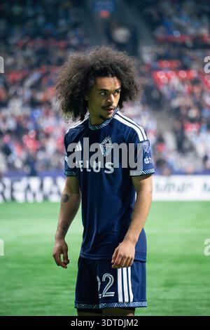 Vancouver, Canada. 21 février 2026. Aziel Jackson (22 Vancouver Whitecaps FC) en action lors du match de soccer de la Ligue majeure entre Vancouver Whitecaps FC et Real Salt Lake au BC place Stadium à Vancouver, Colombie-Britannique, Canada (USAGE ÉDITORIAL SEULEMENT). Crédit : SPP Sport Press photo. /Alamy Live News Banque D'Images