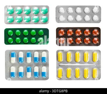 Ensemble de diverses pilules médicales, comprimés et capsules dans des ampoules isolées sur fond blanc. Collection de médicaments pharmaceutiques en argent, brun et g. Banque D'Images