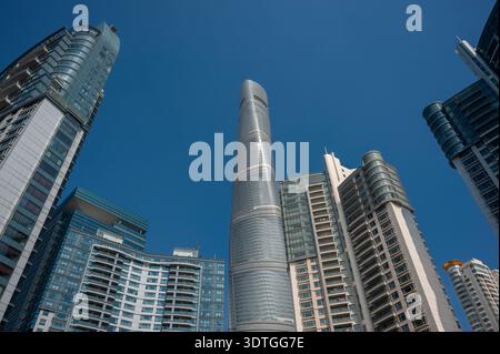 Shanghai, Chine, Low angle, Modern architecture Building Towers, Shanghai Tower, (architecte ; Gensler) Pudong, urbanisme urbain, chine moderne Banque D'Images