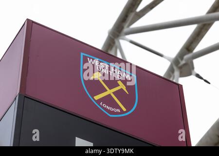 Badge West Ham United au stade de Londres. Londres, Royaume-Uni, 14 juillet 2024 Banque D'Images