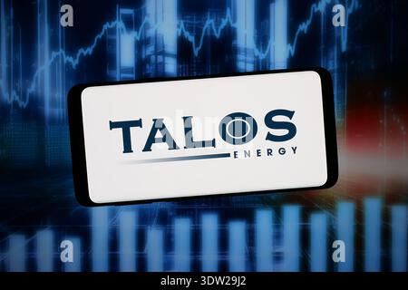 Stuttgart, Allemagne - 2026-02-02 : dans cette illustration photo, le logo de la société pétrolière américaine Talos Energy Inc est affiché sur un smartphone Banque D'Images