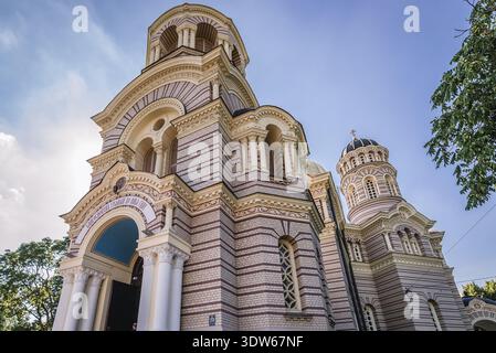 Riga, Lettonie - 25 juin 2016 : vue extérieure de la cathédrale orthodoxe de la Nativité du Christ dans la ville de Riga Banque D'Images