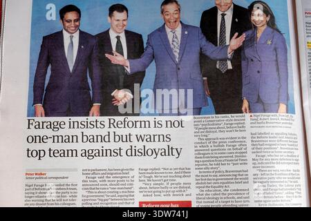Nigel 'Farage insiste sur le fait que le Parti réformiste n'est pas un groupe d'un seul homme mais met en garde l'équipe de haut niveau contre la déloyauté' titre du journal Guardian 18 février 2026 Londres Royaume-Uni Banque D'Images