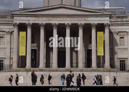 Londres, Royaume-Uni. 24 février 2026. Vue extérieure de la National Gallery à Trafalgar Square. Crédit : Vuk Valcic/Alamy Banque D'Images
