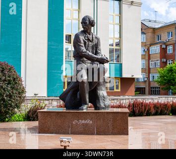 Saransk, Russie - 18 juin 2024 : sculpture de S.D. Erzya au Musée des Beaux-Arts nommé d'après S.D. Erzya, Saransk Banque D'Images
