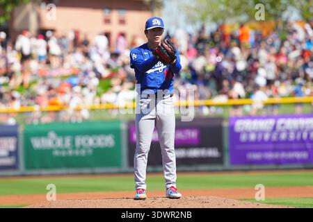 Yoshinobu Yamamoto, (Dodgers) Yoshinobu Yamamoto, est le lanceur de départ. 27 février 2026 - MLB Cactus League San Francisco Giants -Los Angeles Dodgers au stade Scottsdale, Arizona, États-Unis. Crédit : Creative 2/AFLO/Alamy Live News Banque D'Images