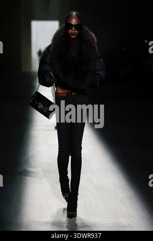 Milan, Italien. 27 février 2026. Défilé GUCCI automne/hiver 2026-2027 lors de la Fashion week de Milan le 2026 février - Milan, Italie 27/02/2026 crédit : dpa/Alamy Live News Banque D'Images