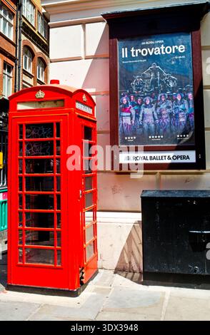 Cabine téléphonique, Covent Garden, Londres, Angleterre Banque D'Images