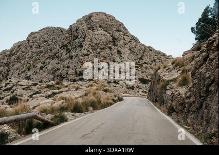 Route de montagne sur le chemin de sa Calobra, Majorque Banque D'Images