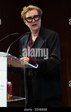 Madrid, Espagne. 02 mars 2026. Francesca Thyssen intervient lors de la présentation de l'exposition 'pédagogies de la guerre' au Musée Thyssen. Crédit : SOPA images Limited/Alamy Live News Banque D'Images