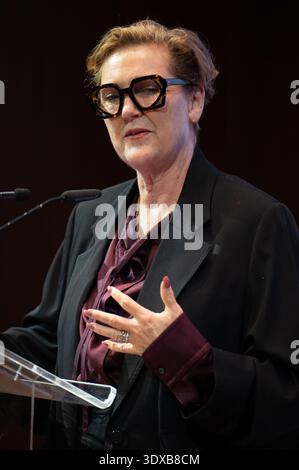 Madrid, Espagne. 02 mars 2026. Francesca Thyssen intervient lors de la présentation de l'exposition 'pédagogies de la guerre' au Musée Thyssen. Crédit : SOPA images Limited/Alamy Live News Banque D'Images
