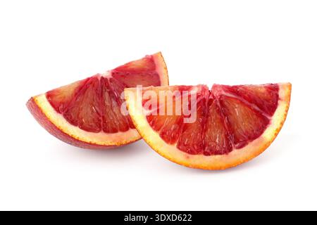 Tranches d'orange sicilienne isolées sur blanc Banque D'Images