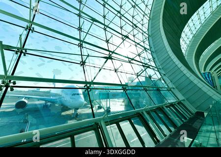 Dubaï, eau-mai 15,2023 : Aéroport International de Dubaï (DXB) C'est le port d'attache d'Emirates et l'un des plus grands hubs dans le monde. Banque D'Images