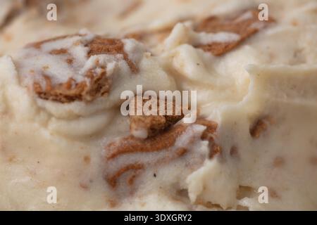 Un cliché macro plein format de crème glacée gourmande spéculoos Banque D'Images