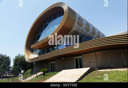 Visiter le Musée du tapis de Bakou offre un aperçu de l'architecture unique et du patrimoine culturel en Azerbaïdjan Banque D'Images