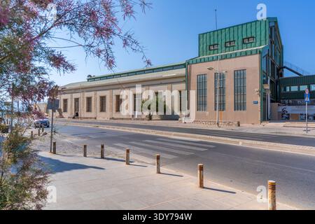 Vue du Musée d'histoire naturelle de Crète à Héraklion par une journée ensoleillée en Grèce Banque D'Images