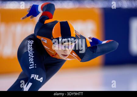 HEERENVEEN, PAYS-BAS - 6 MARS : Femke Kok, des pays-Bas, participe au 1000m féminin lors de la deuxième journée des Championnats du monde ISU de patinage de vitesse Allround et de sprint à Thialf le 6 mars 2026 à Heerenveen, pays-Bas. (Photo de René Nijhuis) Banque D'Images