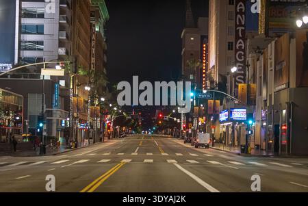 Photos de minuit de Los angeles la nuit du séjour à domicile Covid commande en mars 19 2020 Banque D'Images