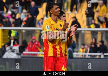 Lecce, Italie. 08 mars 2026. Lecce's Centre-back Tiago Gabriel (44 US Lecce) crédit : LaPresse/Alamy Live News Banque D'Images