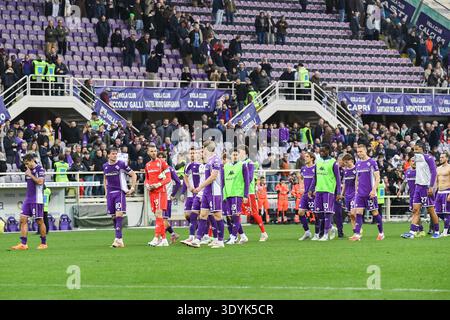 Florence, Italie. 08 mars 2026. L'équipe Fiorentina accueille ses fans lors de l'ACF Fiorentina vs Parma Calcio, match de football italien Serie A à Florence, Italie, 08 mars 2026 crédit : Agence photo indépendante/Alamy Live News Banque D'Images