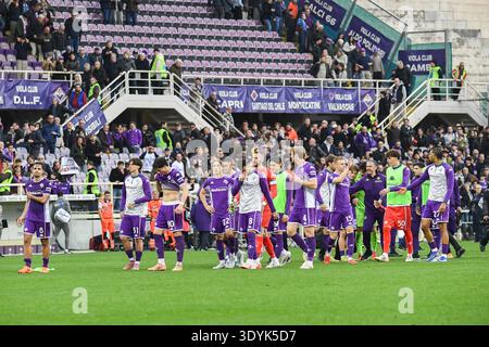 Florence, Italie. 08 mars 2026. L'équipe Fiorentina accueille ses fans lors de l'ACF Fiorentina vs Parma Calcio, match de football italien Serie A à Florence, Italie, 08 mars 2026 crédit : Agence photo indépendante/Alamy Live News Banque D'Images