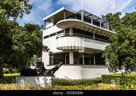 Maison huis Sonneveld construite dans un style moderne à partir de 1933, architecte : Leendert van der Vlugt, Jongkindstraat 12, aujourd'hui musée, Rotterdam, pays-Bas Banque D'Images