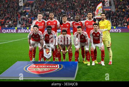 Équipe Arsenal London dernière rangée L. à R. Viktor Gyoekeres, Gabriel Magalhaes, Piero Hincapie, Eberechi Eze, William Saliba, gardien de but David Raya (Arsenal) première rangée L. à R. Declan Rice, Bukayo Saka, Jurrien Timber, Gabriel Martinelli, Martin Zubimendi Leverkusen, 11 mars 2026, football, UEFA Champions League, Round of 16, première manche, Bayer 04 Leverkusen - FC Arsenal London Banque D'Images