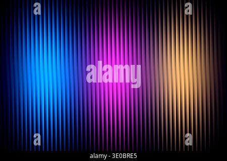 Un fond abstrait vertical avec un dégradé de lumière bleue, violette et dorée éclairant des lignes nervurées Banque D'Images